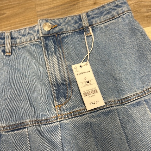 🏴 Ardenes Denim Blue Skirt size 5 NWT - Picture 4 of 7